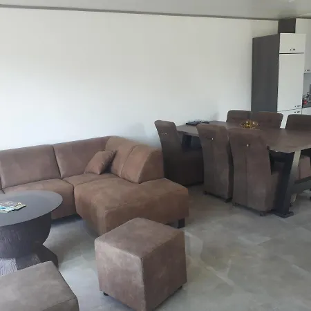 Lacs De L'eau D'heure Vineuf Vakantiehuis Erpion